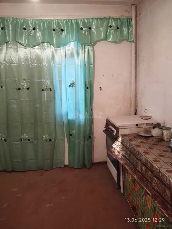 Satılır 5 otaqlı mənzil 110 m²