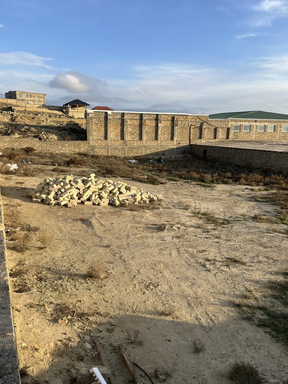 Satılır torpaq sahəsi 12 m²