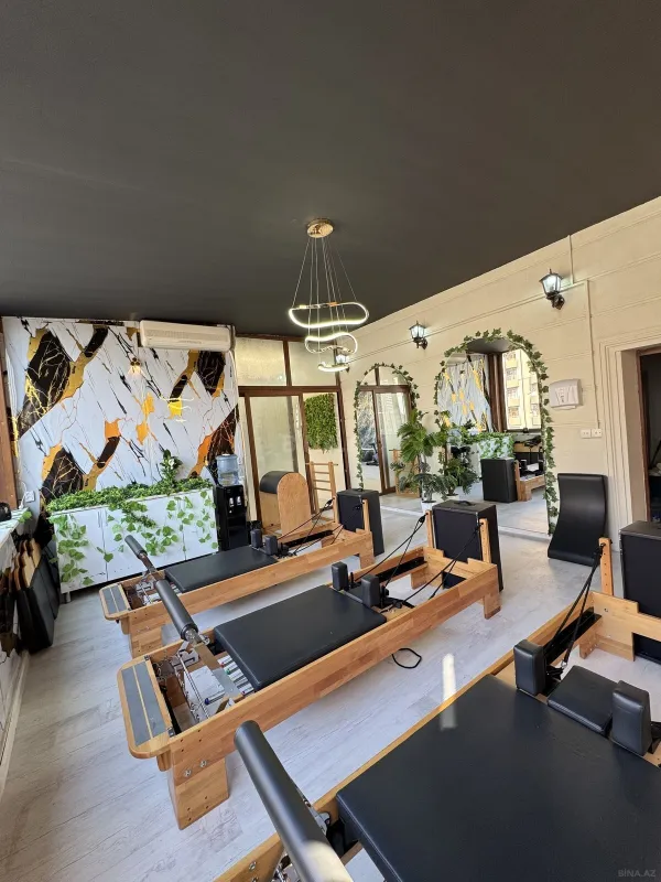 Kirayə verilir obyekt 220 m²