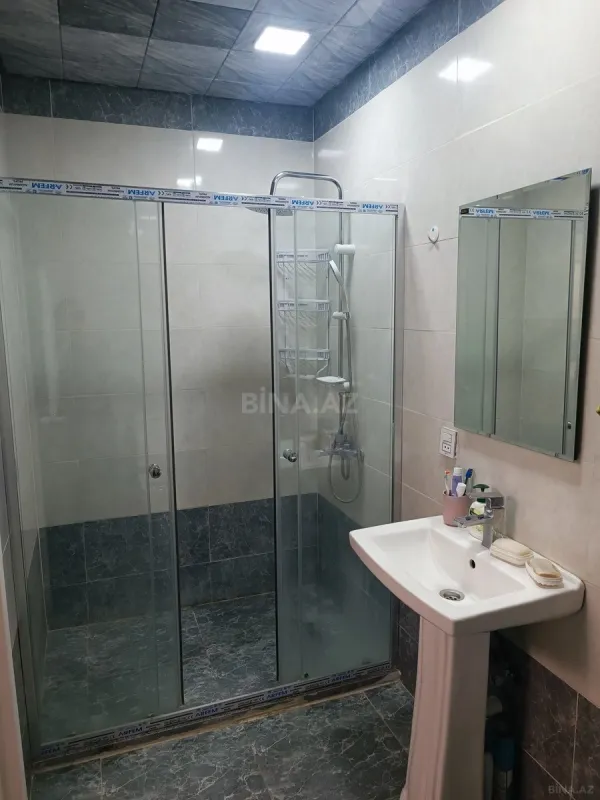Satılır 2 otaqlı mənzil 72 m²