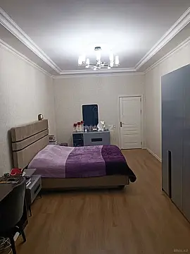 Satılır 2 otaqlı mənzil 72 m²