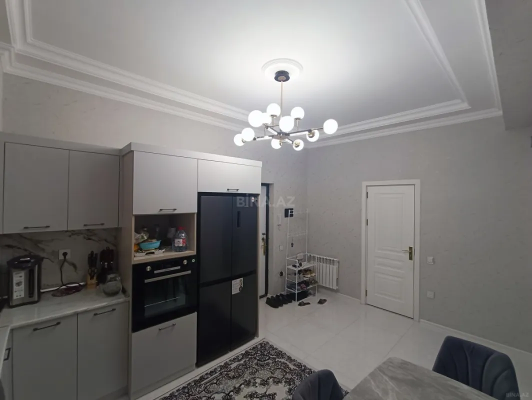 Satılır 2 otaqlı mənzil 72 m²