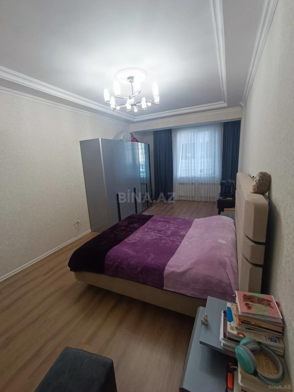 Satılır 2 otaqlı mənzil 72 m²