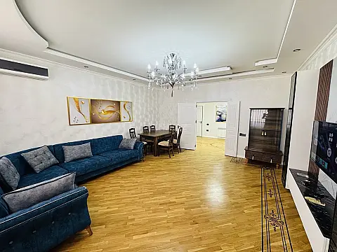 Kirayə verilir 3 otaqlı mənzil 150 m² — Bakı, Xətai 3 otaq 150.00 m²