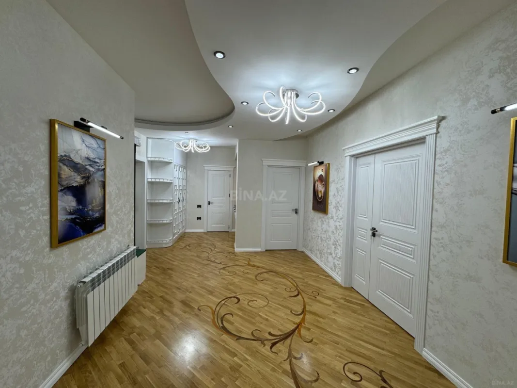 Kirayə verilir 3 otaqlı mənzil 150 m²