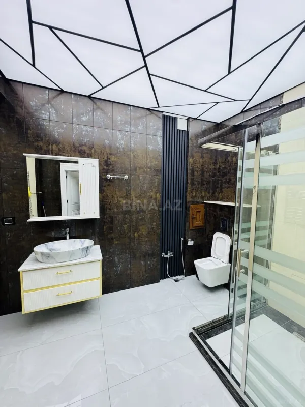 Kirayə verilir 3 otaqlı mənzil 150 m²