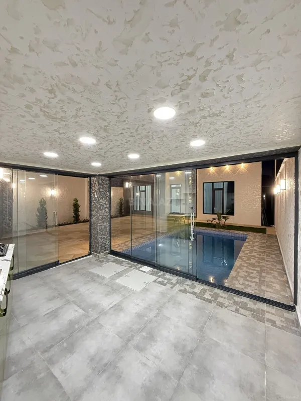 Satılır 4 otaqlı həyət evi 140 m²