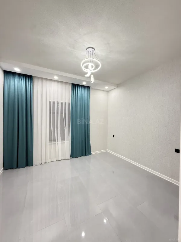 Satılır 4 otaqlı həyət evi 140 m²