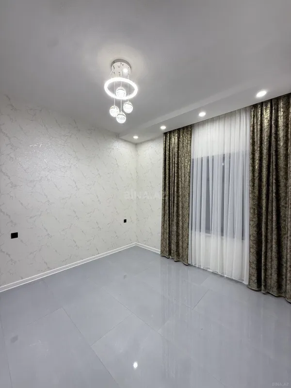Satılır 4 otaqlı həyət evi 140 m²