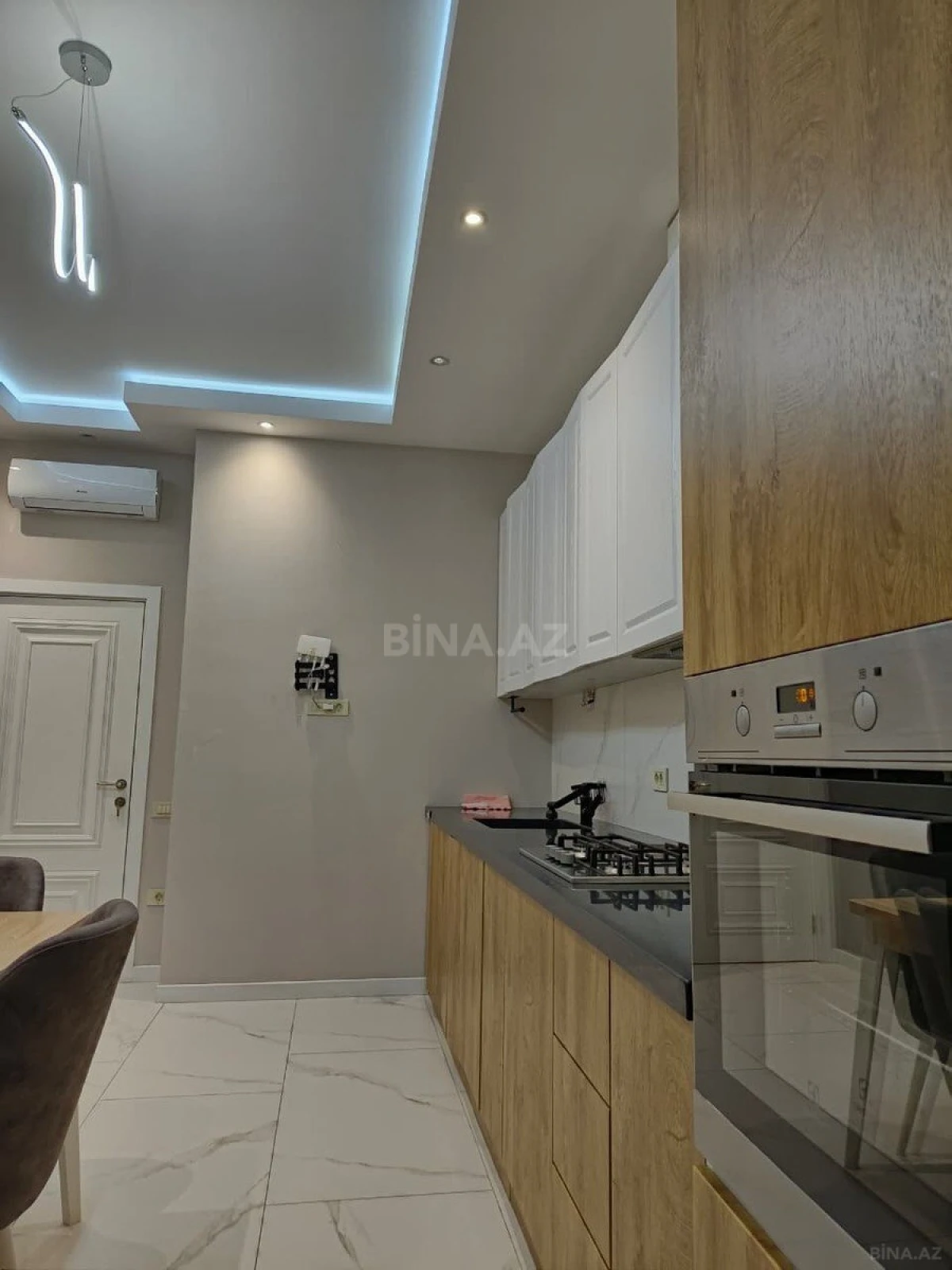 Kirayə verilir 3 otaqlı mənzil 120 m²