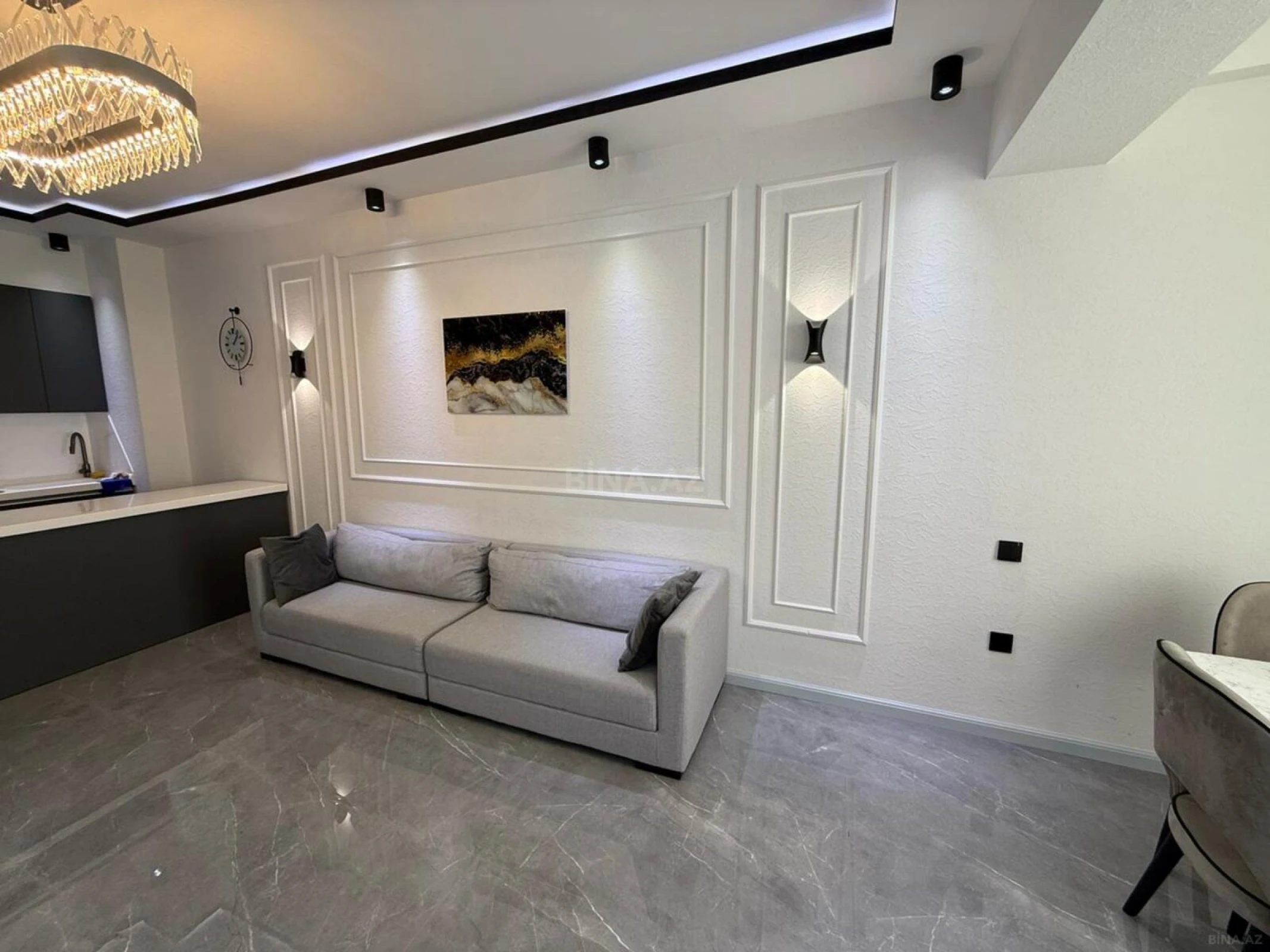 Satılır 2 otaqlı mənzil 69 m²