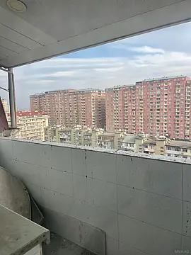 Satılır 3 otaqlı mənzil 100 m² — Bakı, İnşaatçılar 3 otaq 100.00 m²