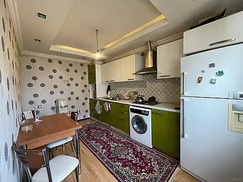 Satılır 3 otaqlı mənzil 100 m²