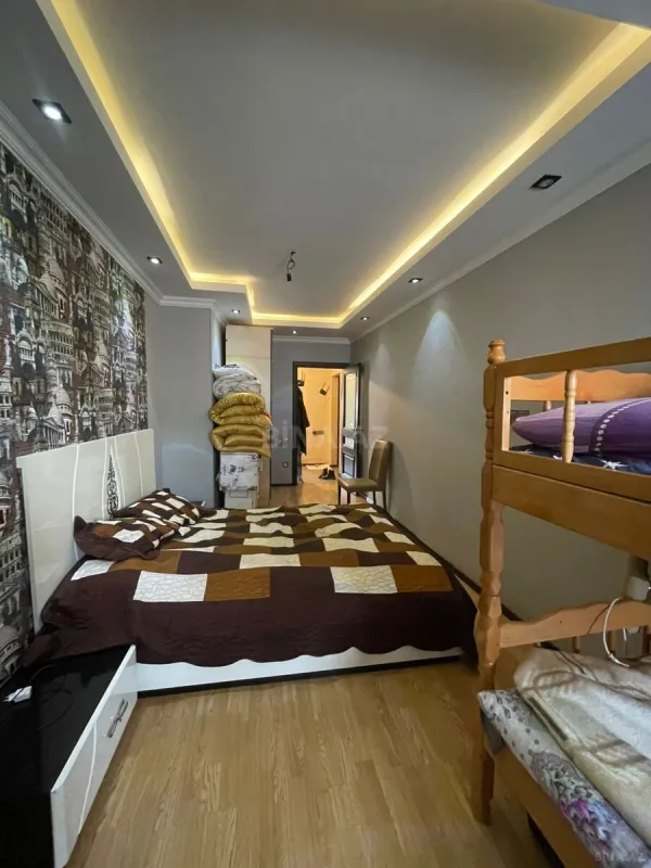 Satılır 3 otaqlı mənzil 100 m²