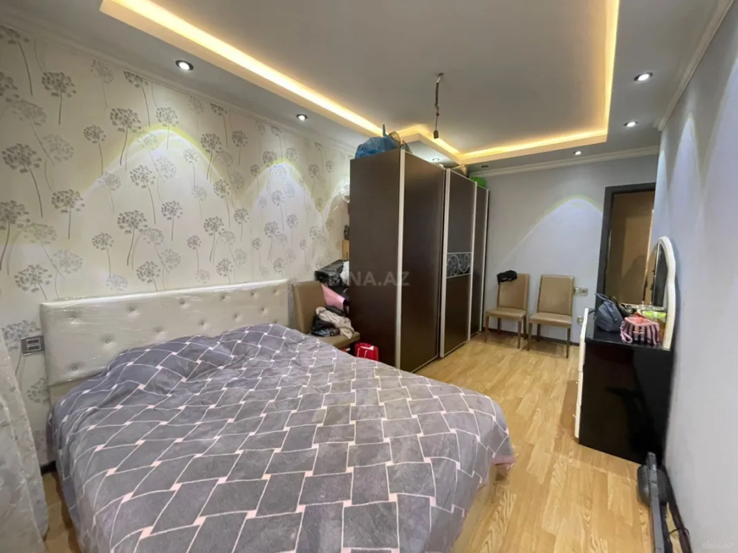 Satılır 3 otaqlı mənzil 100 m²