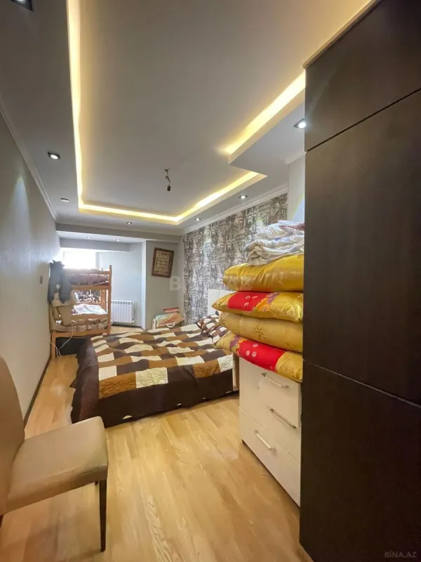 Satılır 3 otaqlı mənzil 100 m²