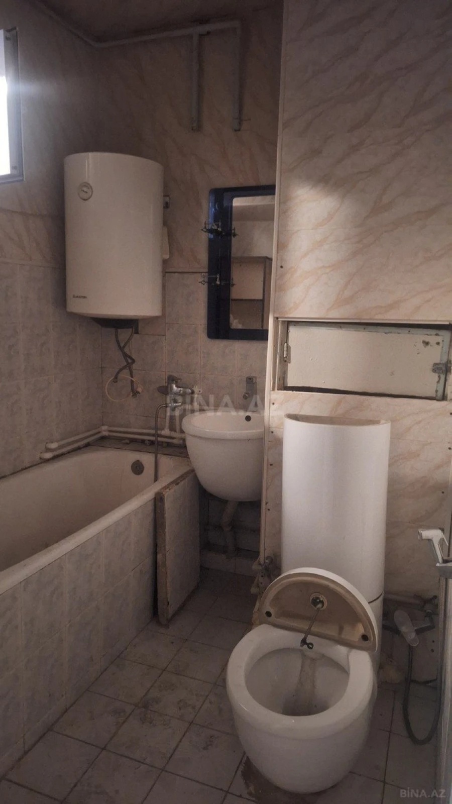 Satılır 2 otaqlı mənzil 45 m²