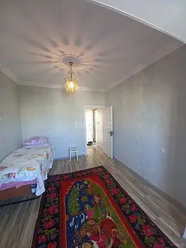 Satılır 2 otaqlı mənzil 70 m²