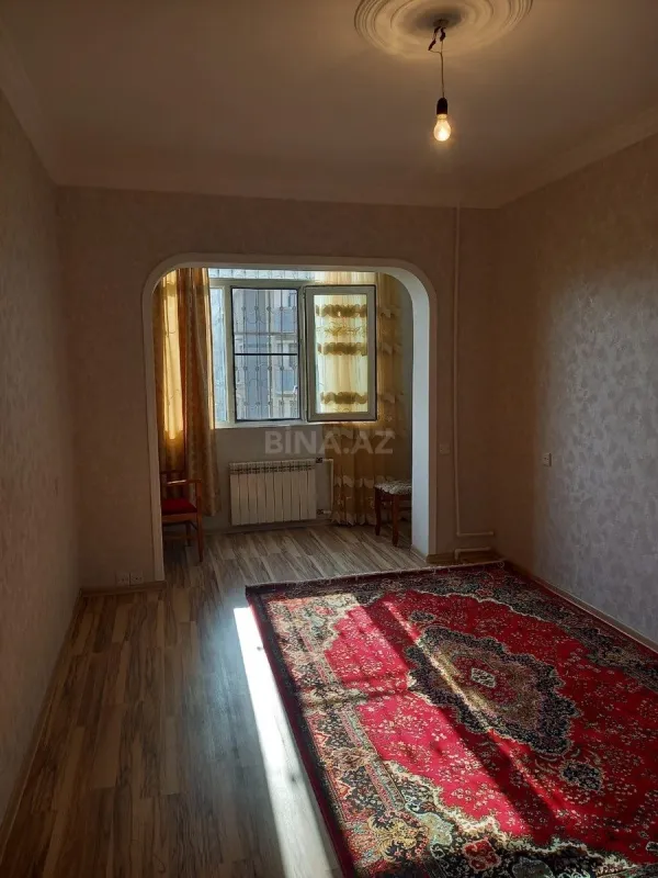 Satılır 2 otaqlı mənzil 70 m²