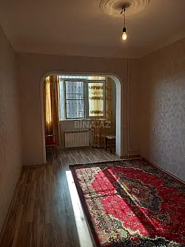 Satılır 2 otaqlı mənzil 70 m²
