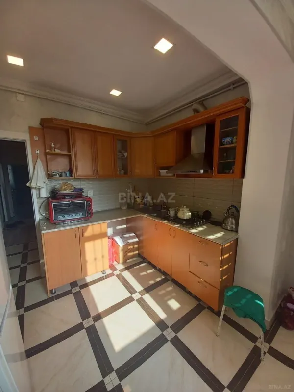 Satılır 2 otaqlı mənzil 70 m²