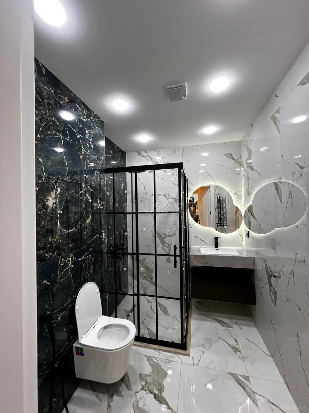 Satılır 3 otaqlı mənzil 115 m²