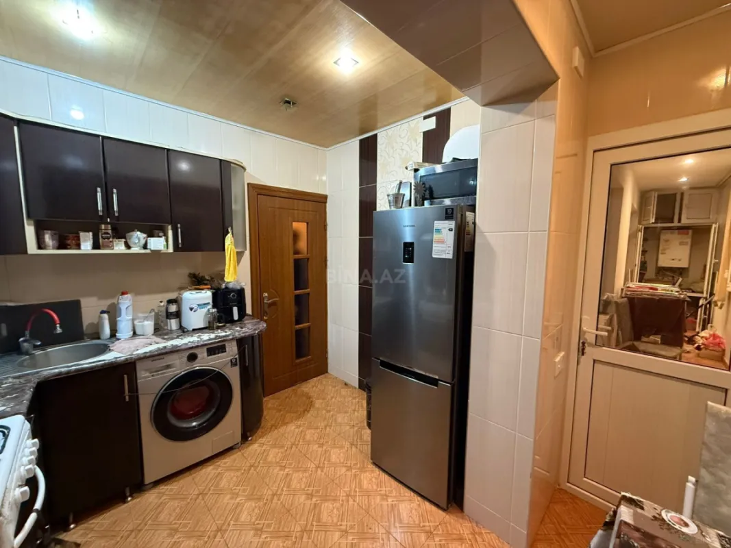 Satılır 5 otaqlı mənzil 125 m²