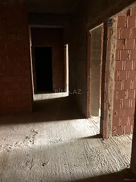 Satılır 2 otaqlı mənzil 105 m²