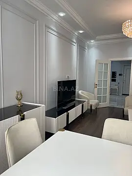 Satılır 2 otaqlı mənzil 110 m²