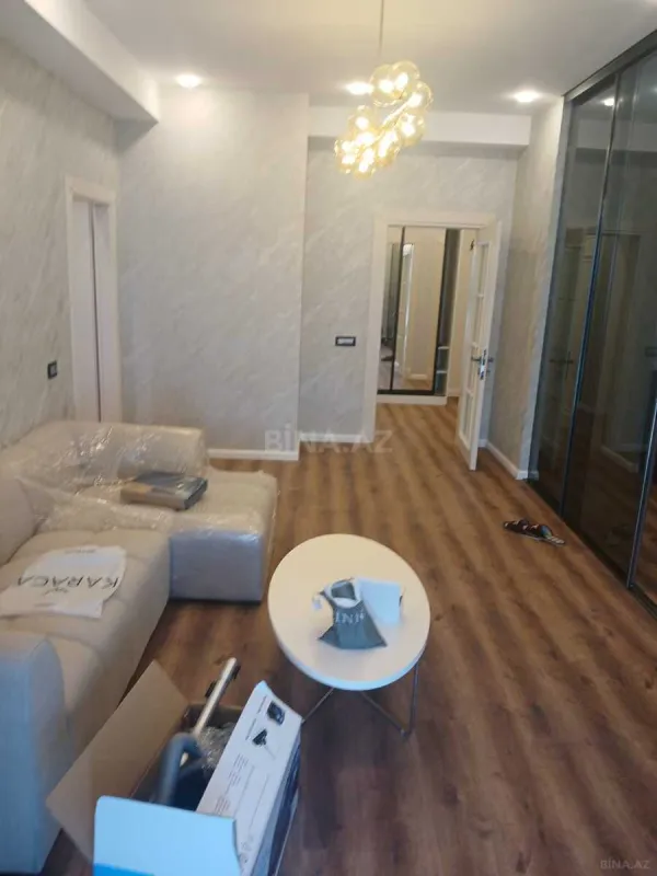 Satılır 2 otaqlı mənzil 80 m²