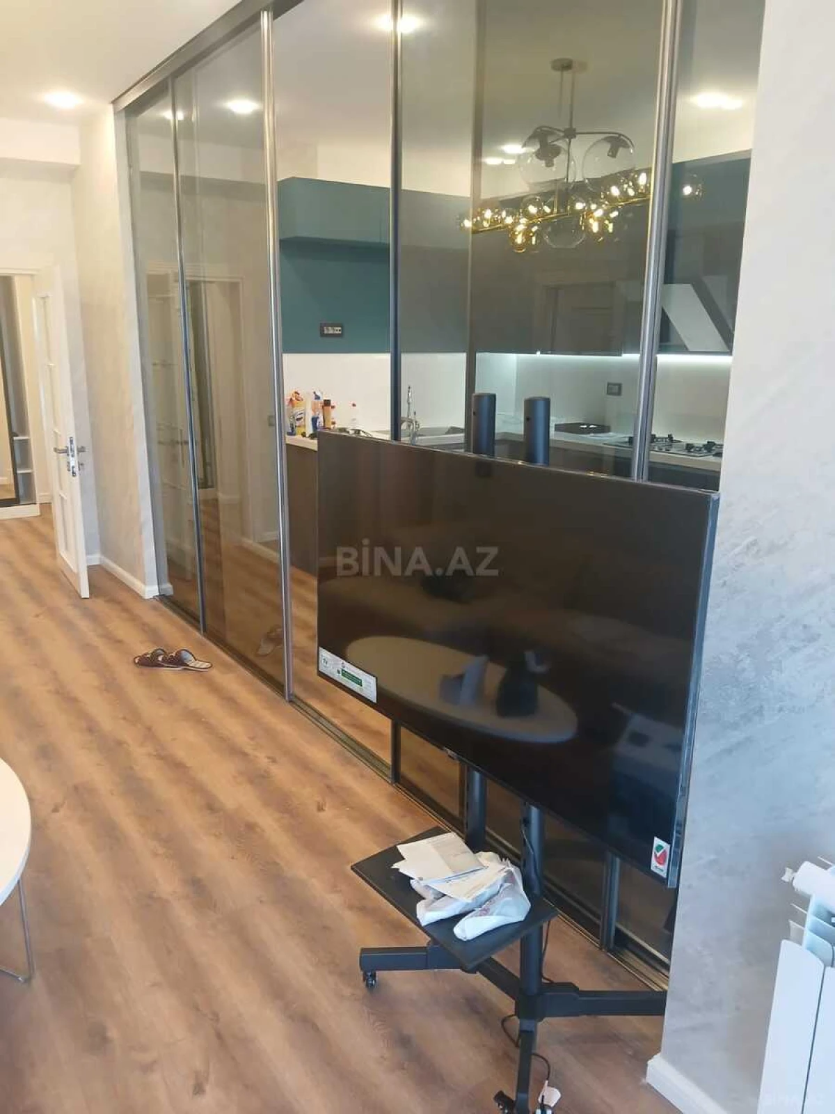 Satılır 2 otaqlı mənzil 80 m²