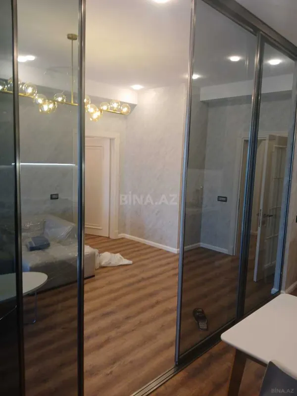 Satılır 2 otaqlı mənzil 80 m²