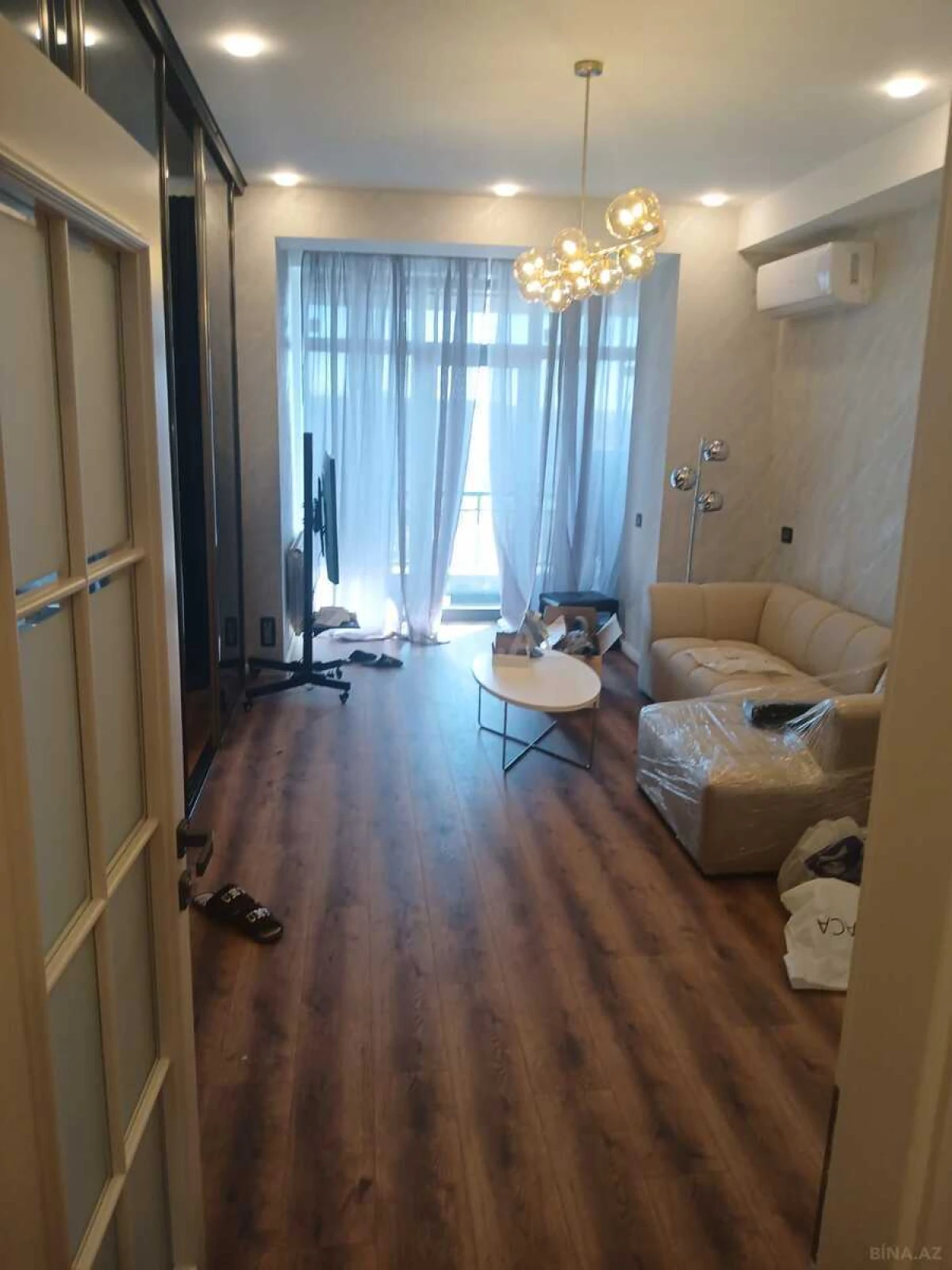 Satılır 2 otaqlı mənzil 80 m²