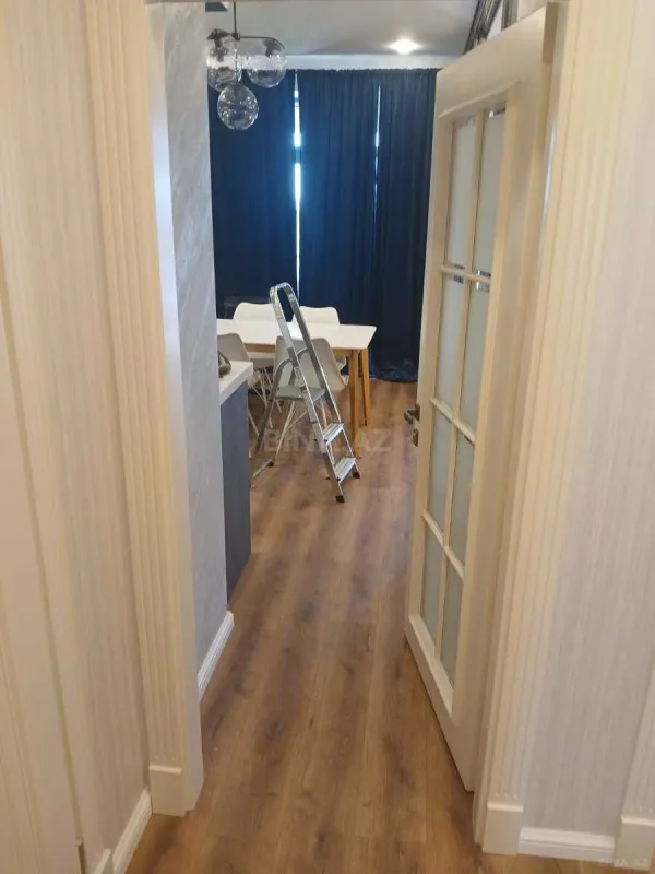 Satılır 2 otaqlı mənzil 80 m²