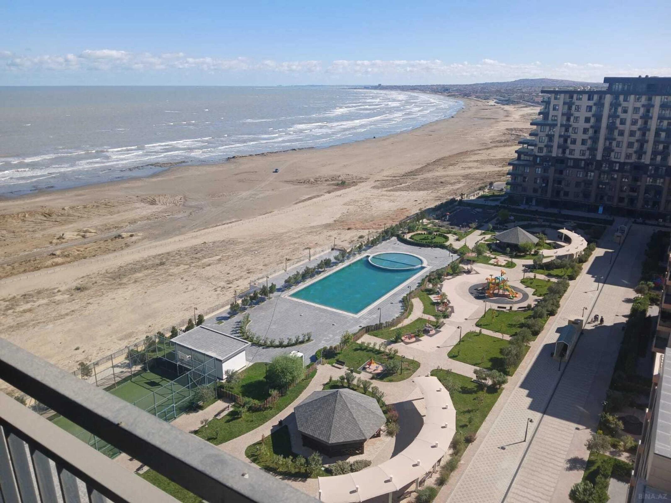 Satılır 2 otaqlı mənzil 80 m²