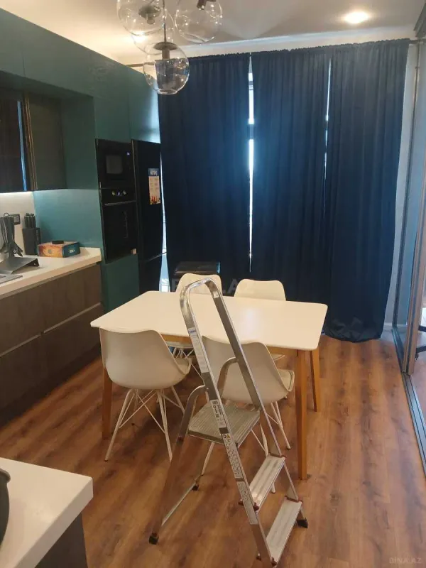 Satılır 2 otaqlı mənzil 80 m²