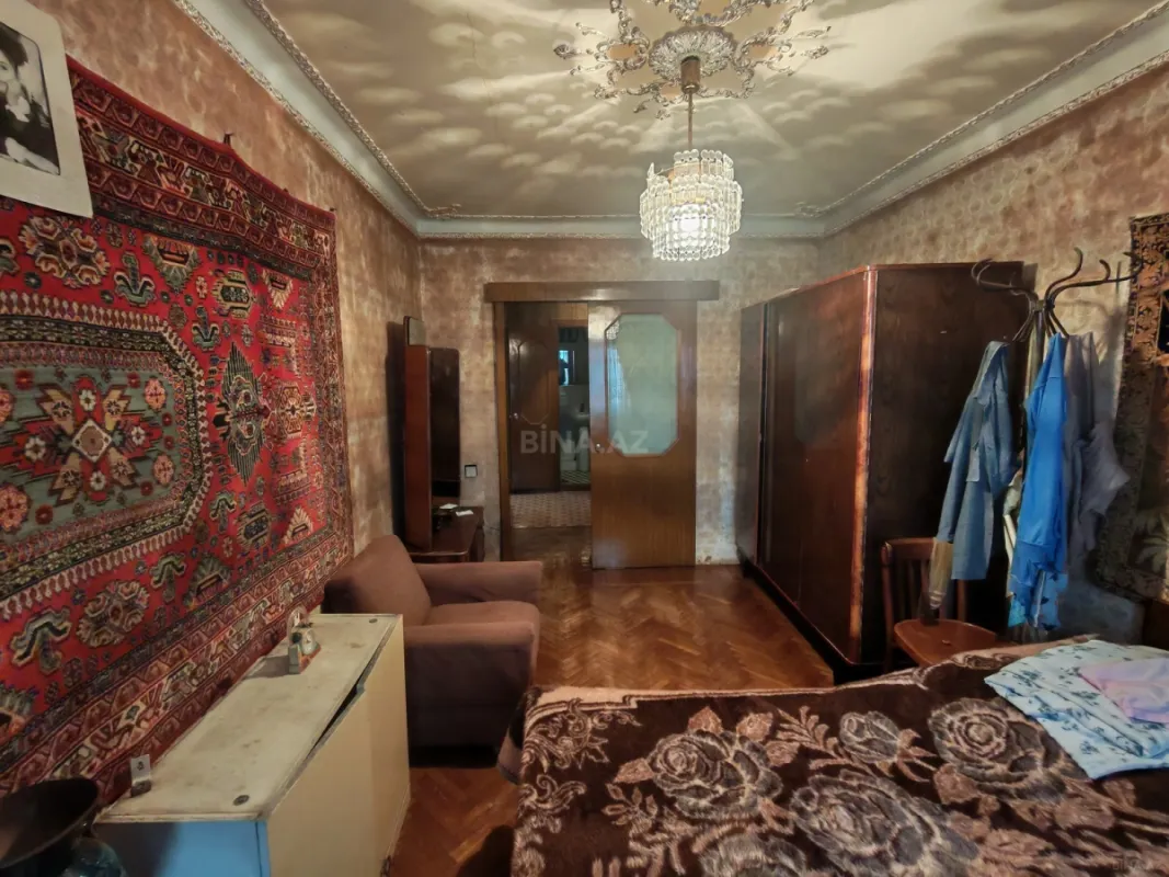 Kirayə verilir 2 otaqlı mənzil 60 m²