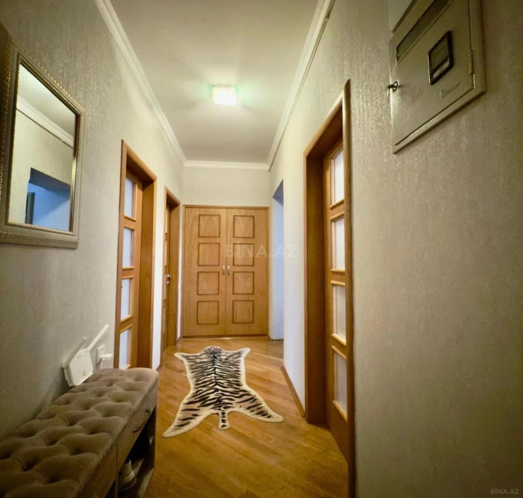 Satılır 4 otaqlı mənzil 90 m²