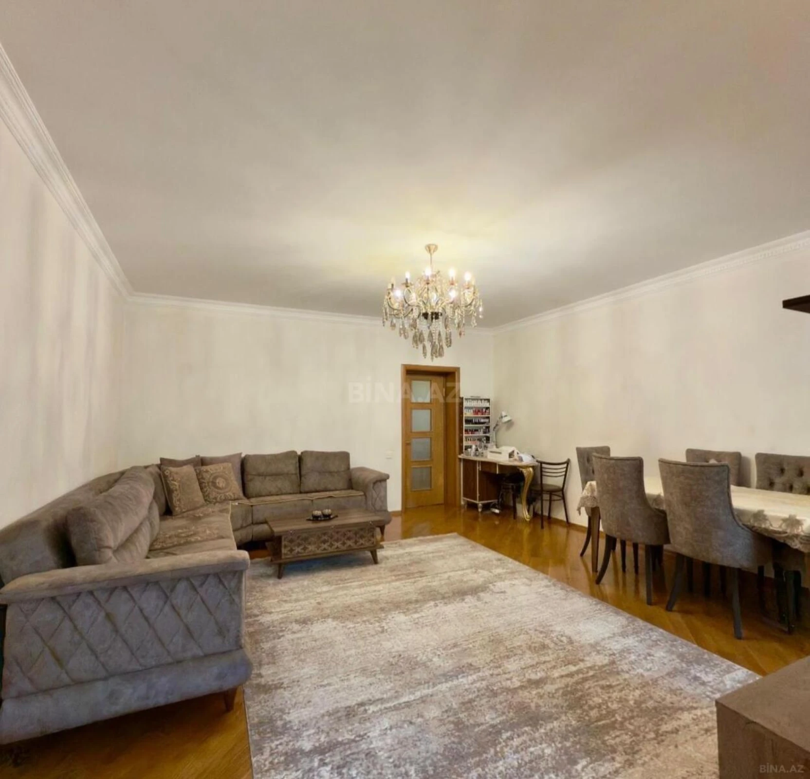 Satılır 4 otaqlı mənzil 90 m²
