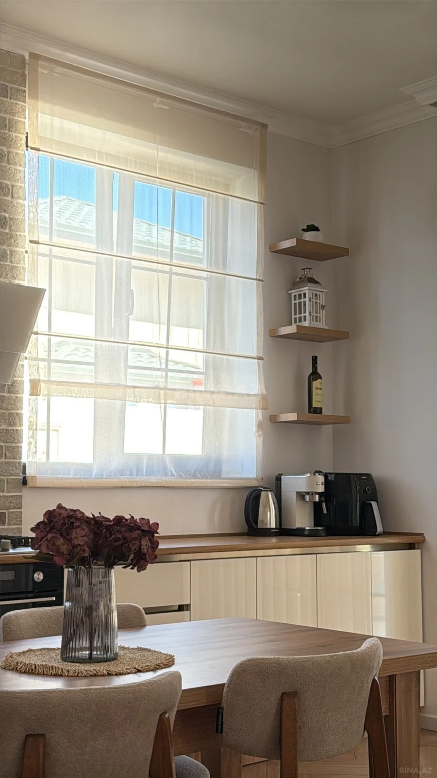 Satılır 5 otaqlı həyət evi 220 m²