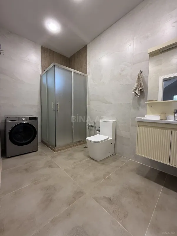 Satılır 5 otaqlı həyət evi 220 m²