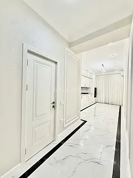 Satılır 3 otaqlı mənzil 132 m²