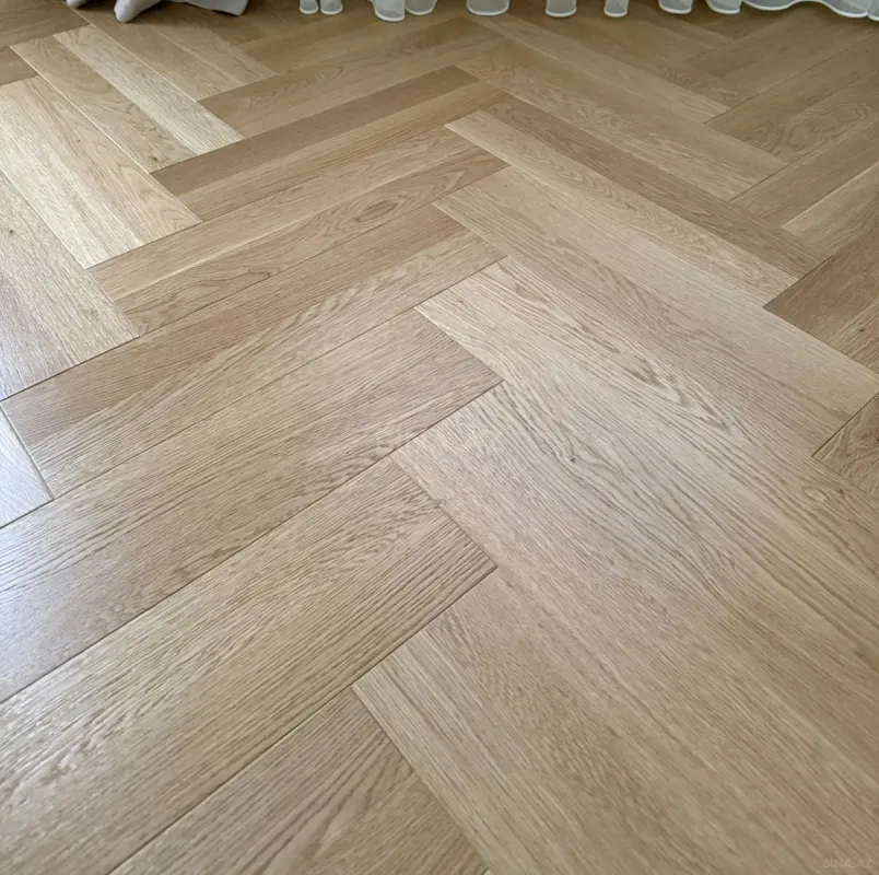 Satılır 3 otaqlı mənzil 132 m²