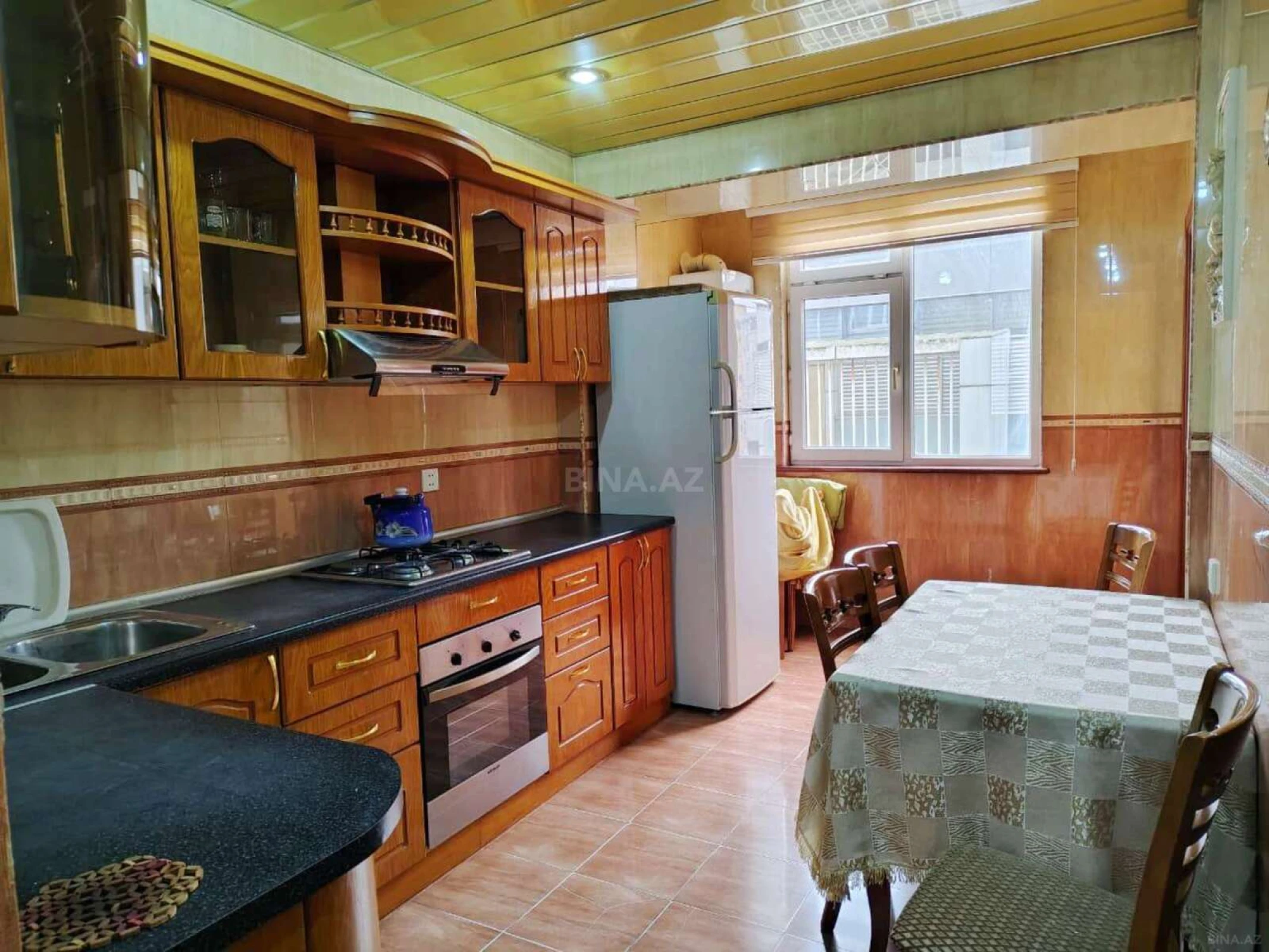 Kirayə verilir 4 otaqlı mənzil 110 m²