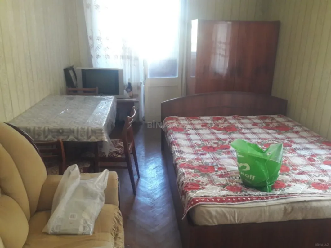 Satılır 1 otaqlı mənzil 35 m²