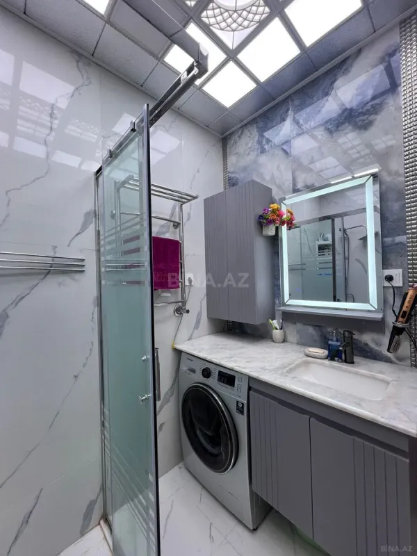 Satılır 3 otaqlı mənzil 110 m²