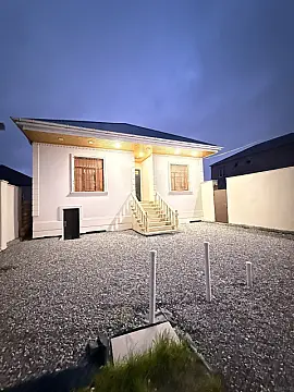 Satılır 3 otaqlı həyət evi 132 m²