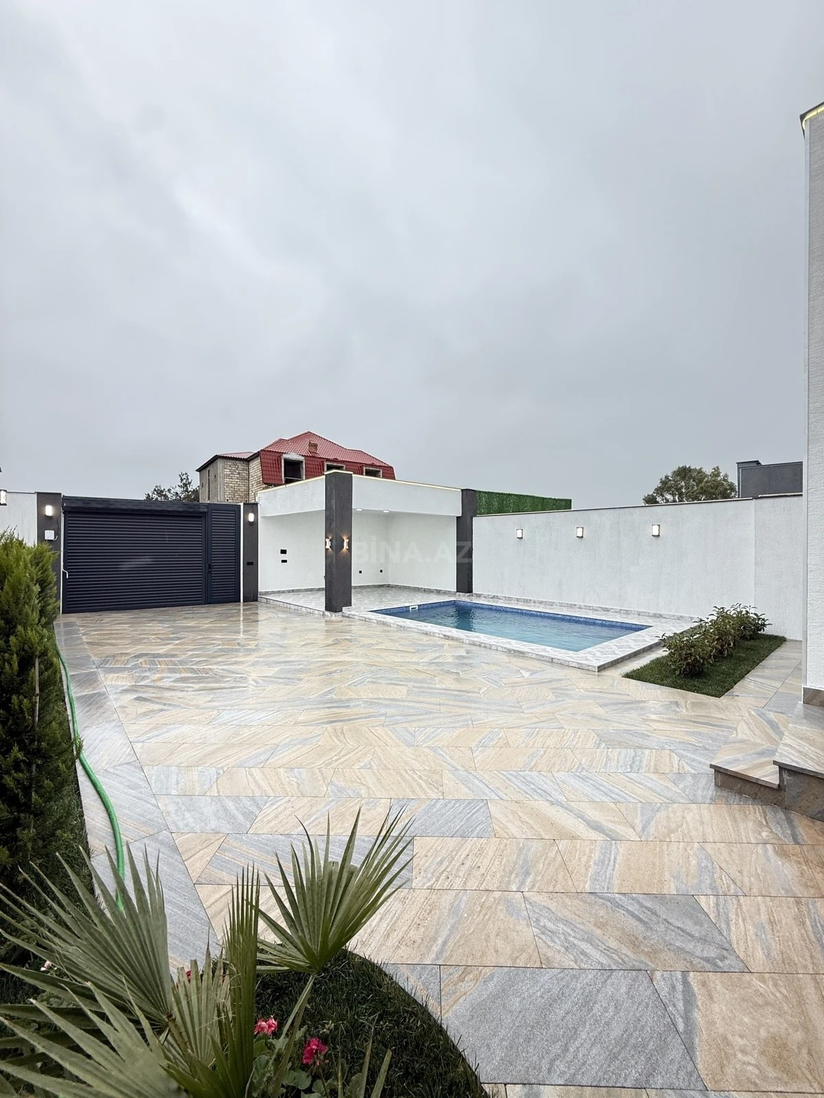 Satılır 4 otaqlı həyət evi 140 m²