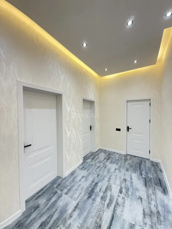 Satılır 4 otaqlı həyət evi 140 m²
