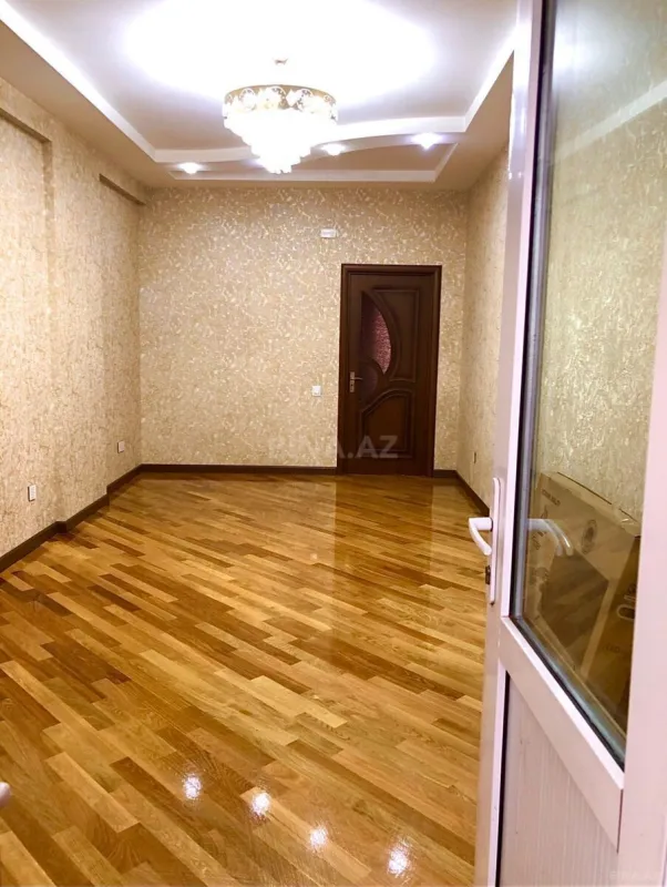 Satılır 3 otaqlı mənzil 103 m²